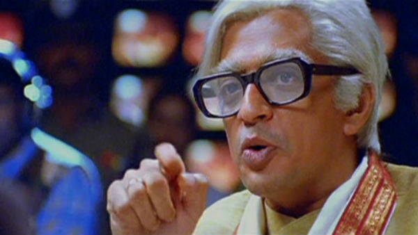 மாறுபட்ட உச்சரிப்பில் கலக்கிய ரகுவரன்