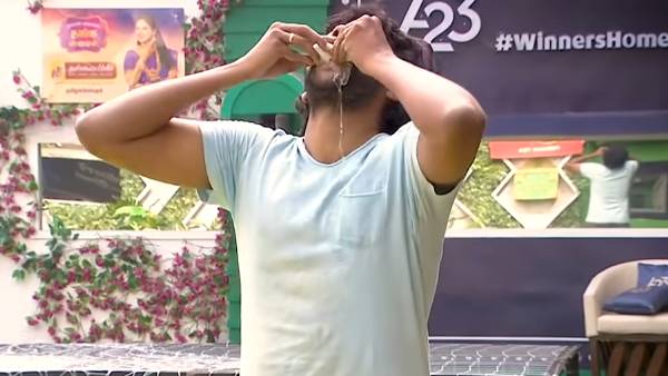 விட்டுக் கொடுத்தாரா