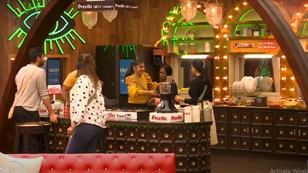 கேப்டன் ஆனதுமே வேலையைக் காட்டிய பாவனி.. அக்ஷராவுடன் மல்லுக்கட்டு.. பகீர் கிளப்பும் பிக்பாஸ் புரமோ!