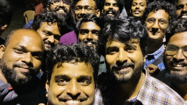 ஹாலிவுட்டில் பல படங்கள்