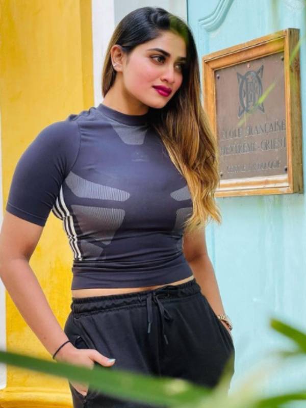 போலீஸ் அதிகாரியா