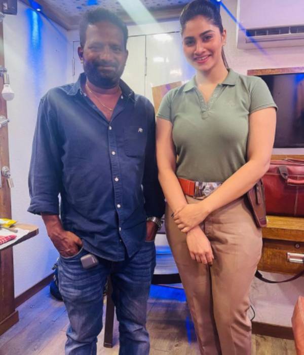 லேடி போலீஸ்