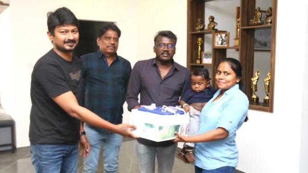 புது வீட்டுக்கு குடிபோன மாரிசெல்வராஜ்.. உதயநிதி, பா ரஞ்சித் உள்ளிட்ட பிரபலங்கள் நேரில் வாழ்த்து!