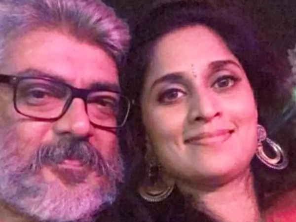 அஜித்-ஷாலினி ரொமான்ஸ் போட்டோ