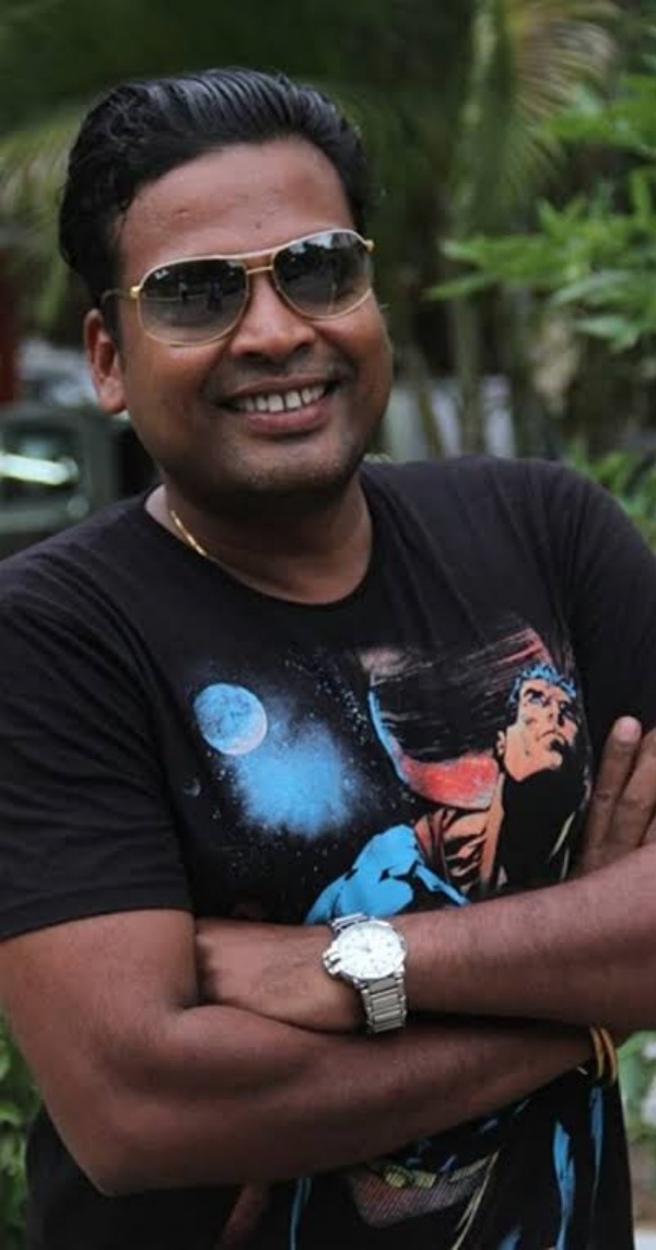 ஐந்து மொழிகளில்