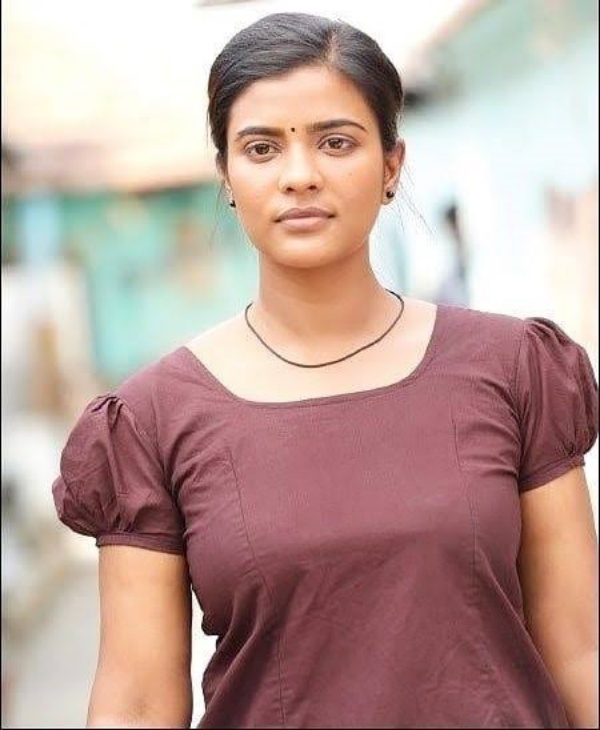 முதல் நடிகை நான்தான்