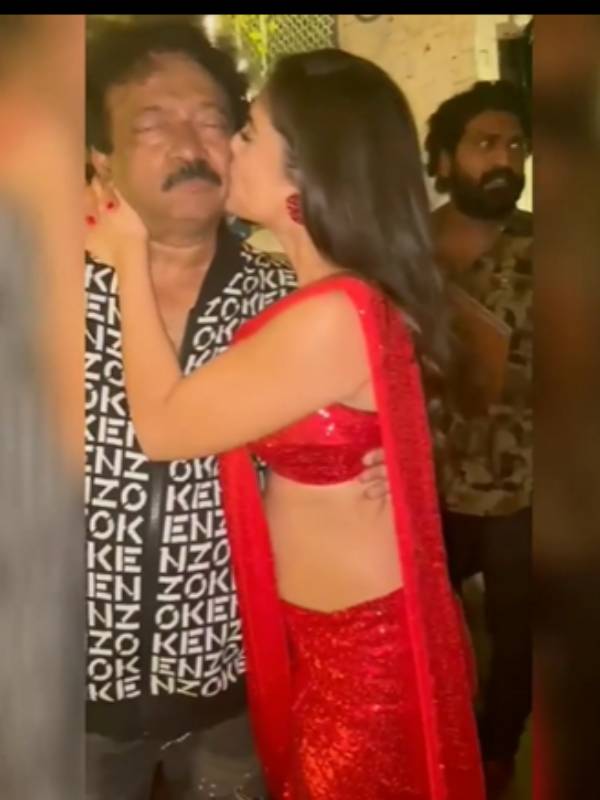 முத்தம் கொடுத்த நடிகை