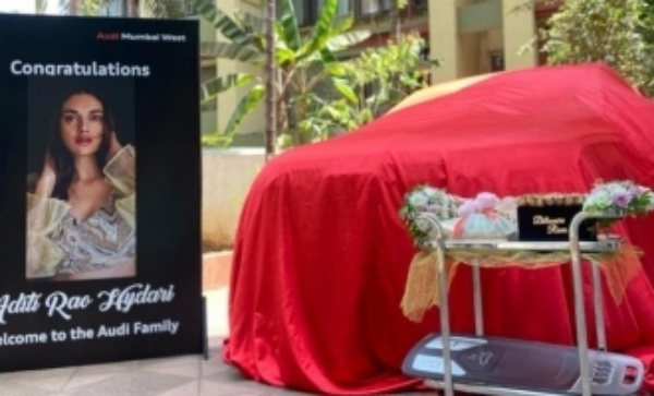 என்னது இந்த காரை வாங்கிருக்காரா