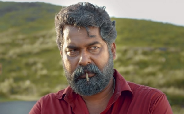 சூப்பர் ஹீரோக்களாக பார்க்காமல்