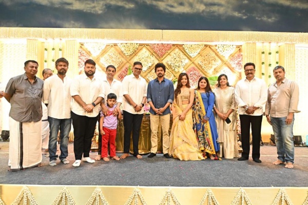 யாரெல்லாம் நடிக்கிறார்கள்