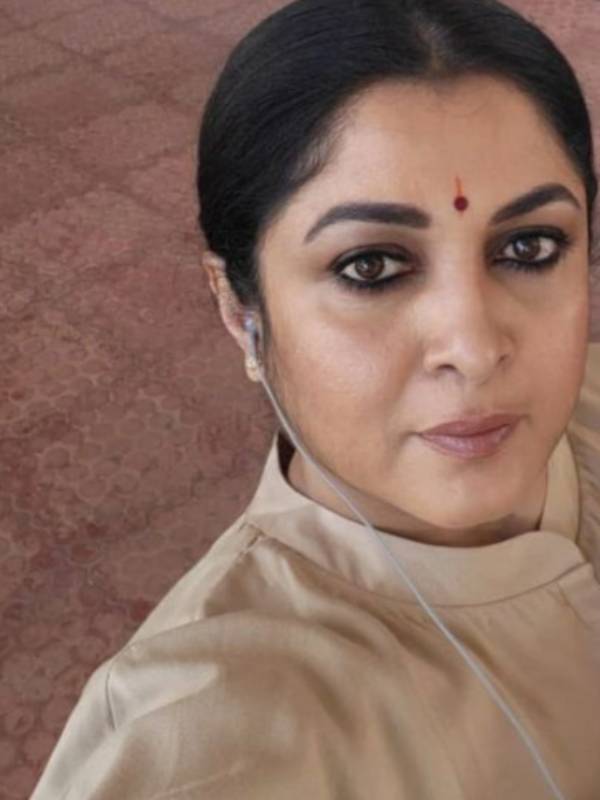 11 எபிசோடுகள்