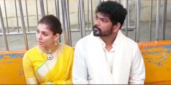 மஞ்சள் நிற சேலையில் நயன்தாரா.. மங்களகரமாக திருப்பதியில் கணவர் விக்னேஷ் சிவன் உடன் சாமி தரிசனம்! | Nayanthara and Vignesh Shivan visits Tirupati after Marriage 5 பட்டு வேட்டி சட்டையில்