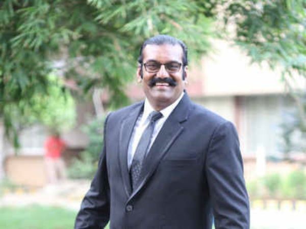 ஹாலிவுட்டிலும் பட வாய்ப்புகள்