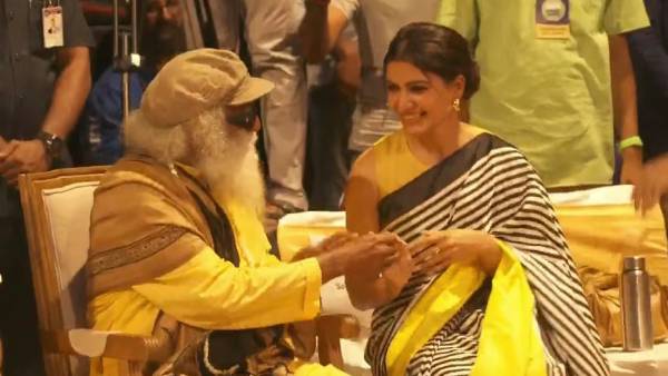 ஜக்கி வாசுதேவ் உடன் சமந்தா