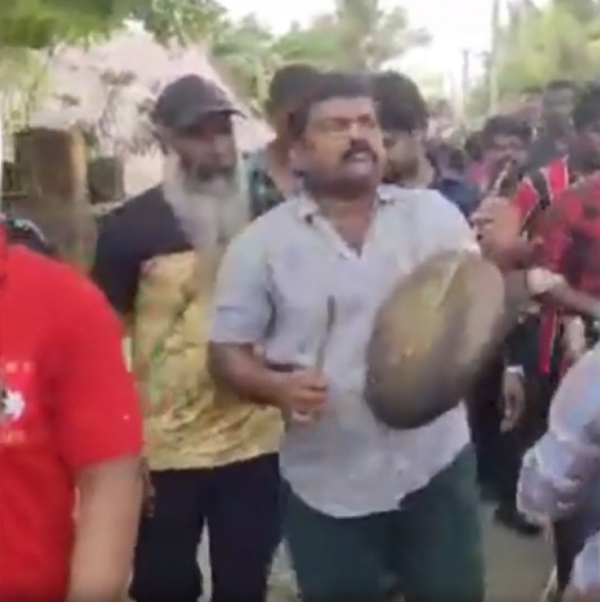 பறை அடித்த காளி வெங்கட்