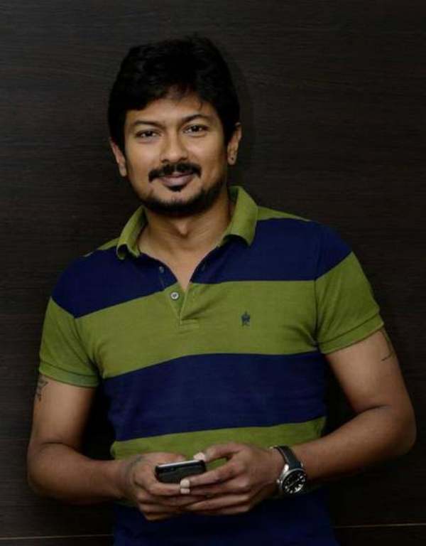 வலிமை டிஸ்ட்ரிபியூட்டர் ரோமியோ பிக்சர்ஸ்