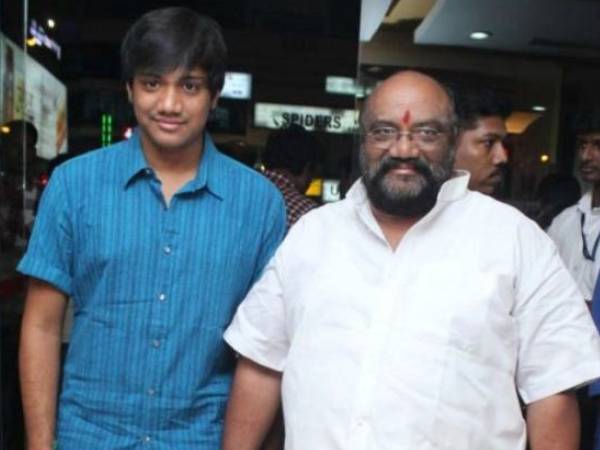 மக்களிடம் சேர்த்தது 4 படம்