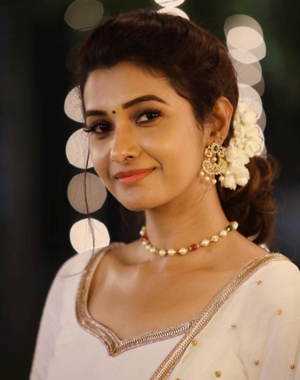 செலெக்ட்டிவ் கதைகள்
