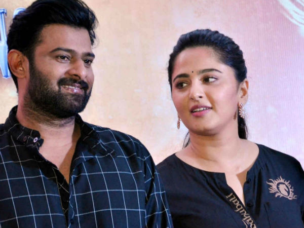 பாகுபலி பிரபாஸுடன் காதல்