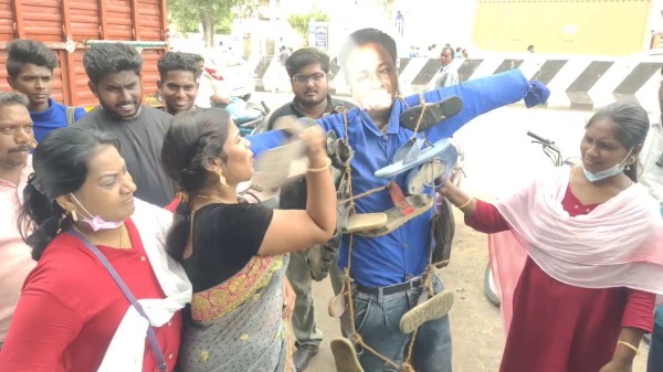 ரசிகர்கள் கோபம்