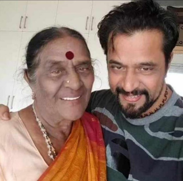 அர்ஜுன் அம்மா காலமானார்