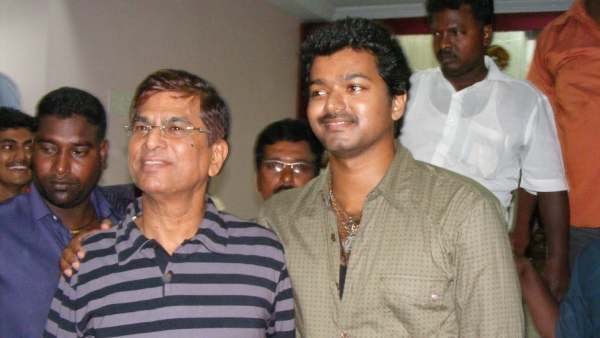 வலுவிழந்தது விஜய் மக்கள் இயக்கம்