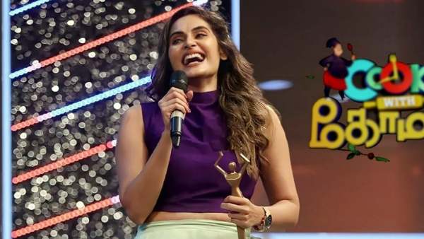 எலிமினேஷன் சுற்றிலிருந்து டைட்டில் வின்னர் ஆனது எப்படி.. ஸ்ருதிகா பகிர்ந்த சுவாரஸ்ய தகவல் 