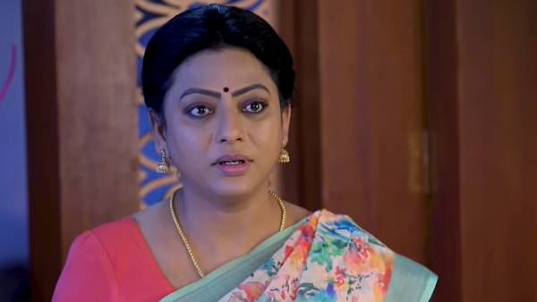 கதறியழும் இனியா