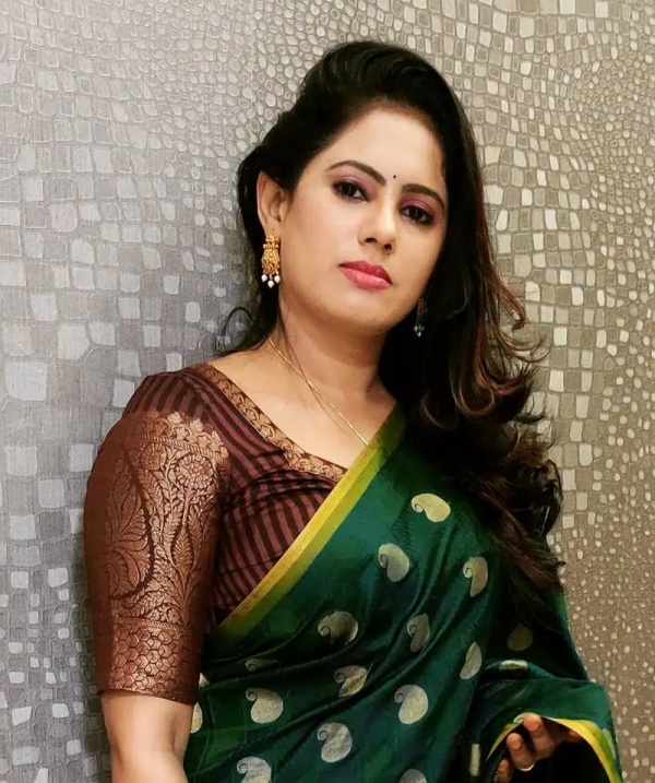 நிர்வாணமானமாக நடிக்க ரெடி