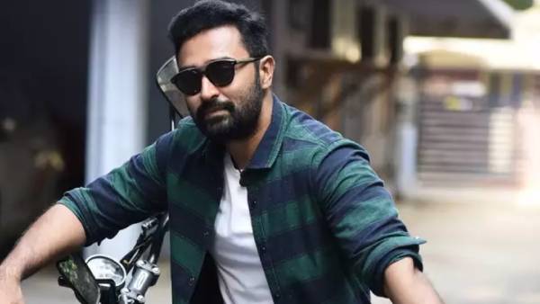 செருப்படி வாங்கும் போது