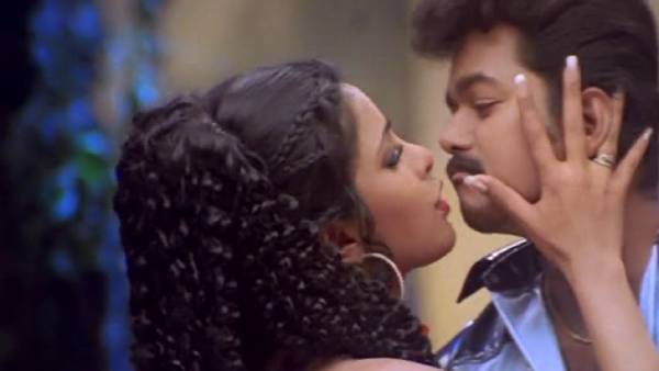 விஜய் - பிரியங்கா சோப்ரா