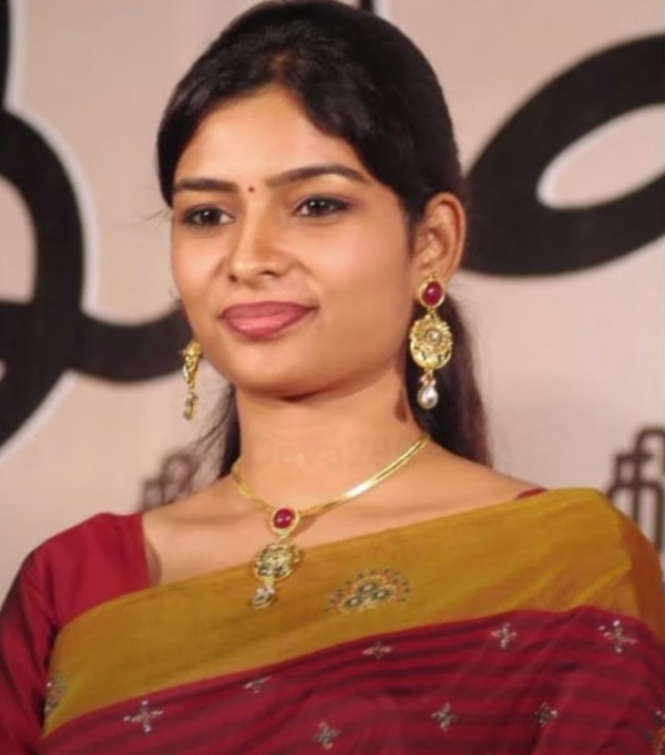 பிரபலமான மகேஸ்வரி