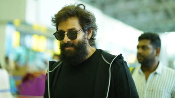 ரசிகர்கள் உற்சாக வரவேற்பு