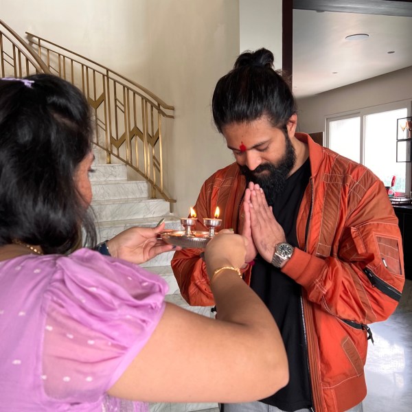 திரும்ப திரும்ப பார்த்த ரசிகர்கள்