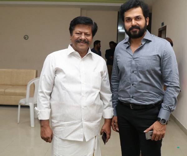 “அண்ணனுக்காக நான் எழுதிய கதை ரெடியா இருக்கு“..சூர்யாவை நெகிழவைத்த கார்த்தி! | Actor Karthi said in a Viruman press conference that he has a story for Suriya. 2 அப்பா - மகன் உறவு