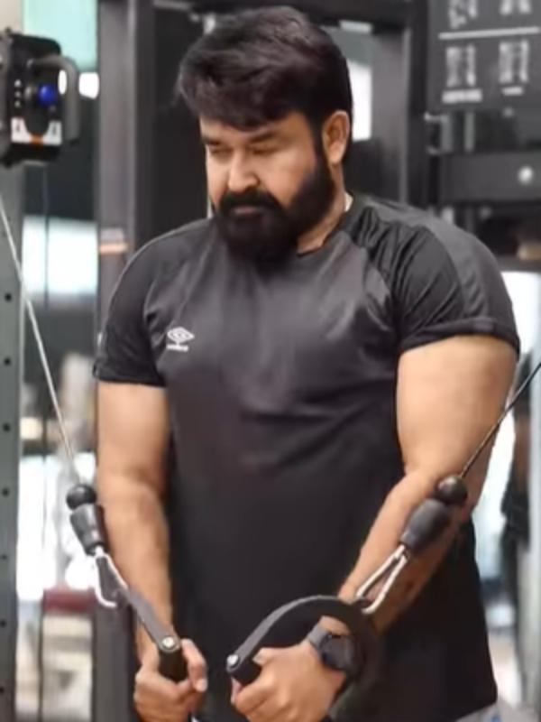 வொர்க் அவுட் வீடியோ
