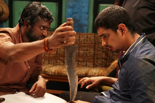மாஸ் காட்டிய பாபி சிம்ஹா