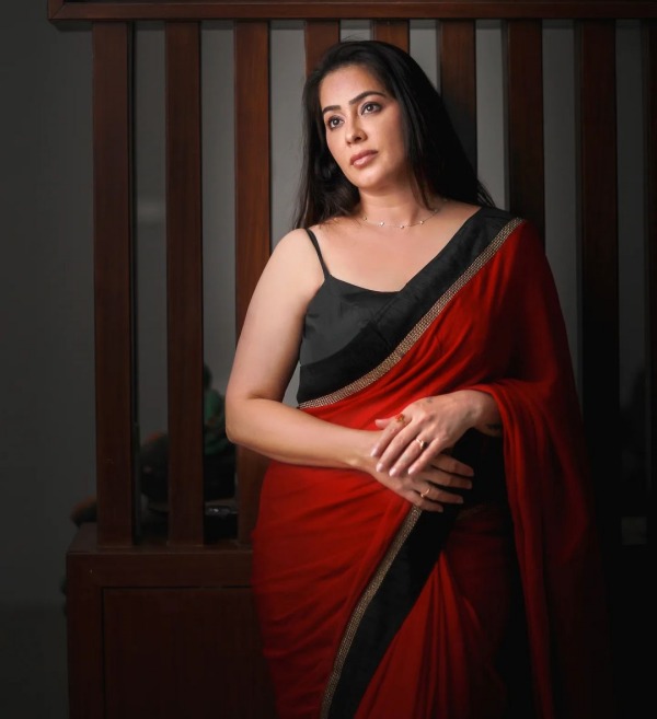 தொடர்ந்து மிரட்டல்