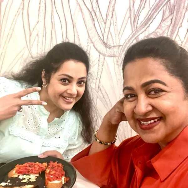 இப்படியே ஹேப்பியா இருக்கணும்