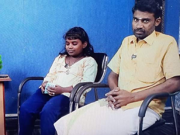 கணவர் சீனிராஜா தனியார் யூடியூப் சானலுக்கு அளித்த பேட்டி