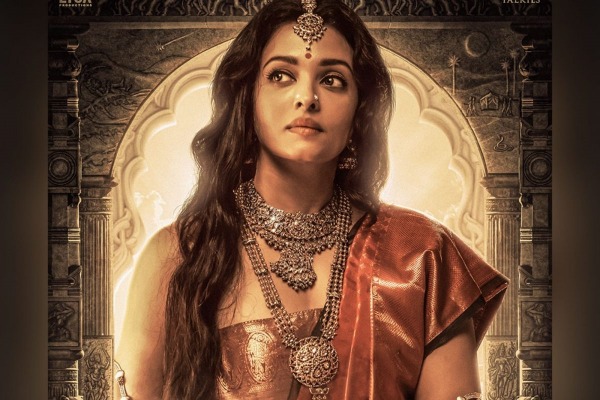 நந்தினியாக ஐஸ்வர்யா ராய்