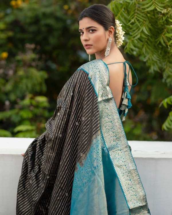 முகத்தில் பூரிப்பு