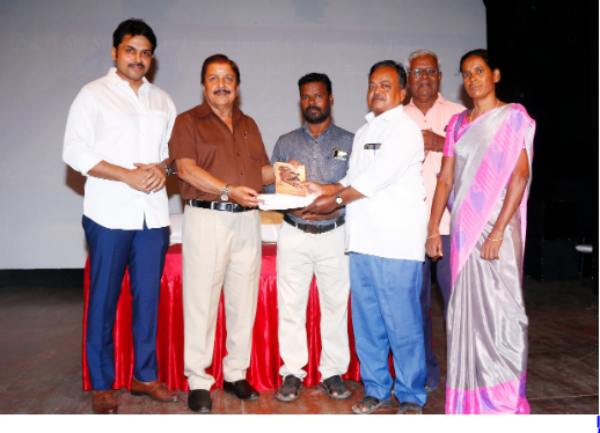 கிராம பள்ளிகளில் சாதி பாகுபாடு