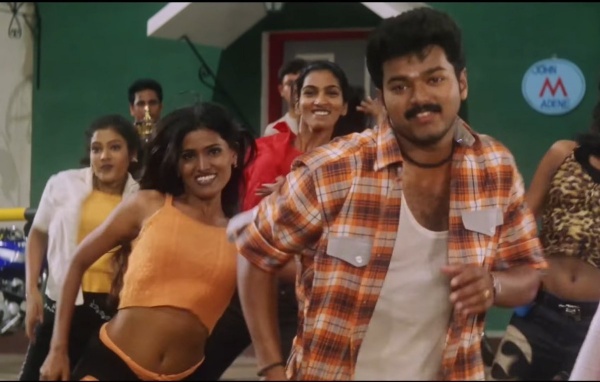 விக்ரம் 'டீனா' வசந்தியை வாழ்த்தி பதிவு