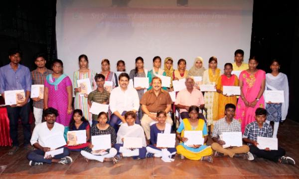 4750 மாணவ மாணவிகளுக்கு கல்வி