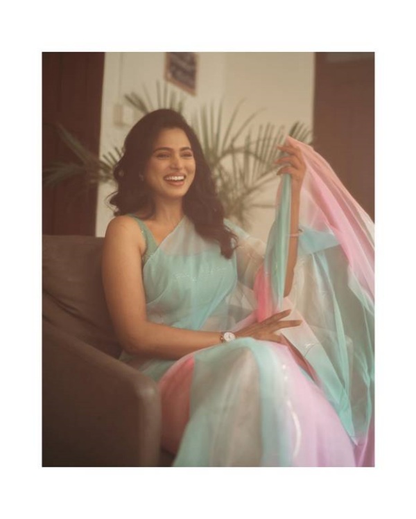 மலையாளபடத்தில்