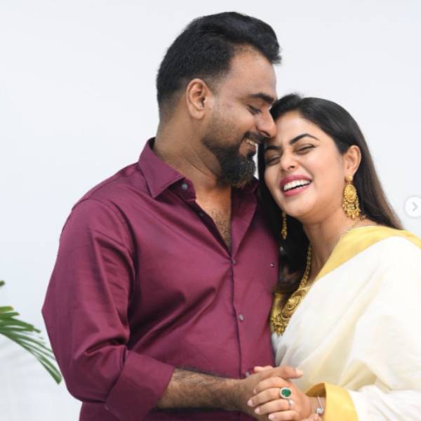 நிச்சயதார்த்தம்