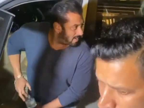 கிளாசை மறைத்த சல்மான்