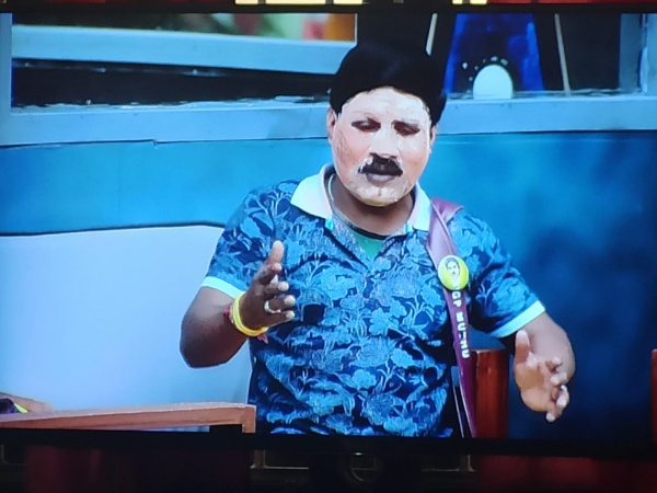 திருப்பாச்சி விஜய் போல