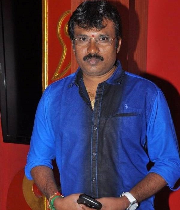 என்னுள் இருந்த கவிஞரை வெளிக்கொணர்ந்தவர் சினேகன்..ஆதரித்தவர் விஜய்
